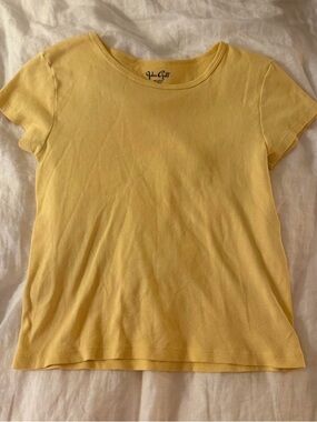 brandy melville/J Galt hailie basic top
